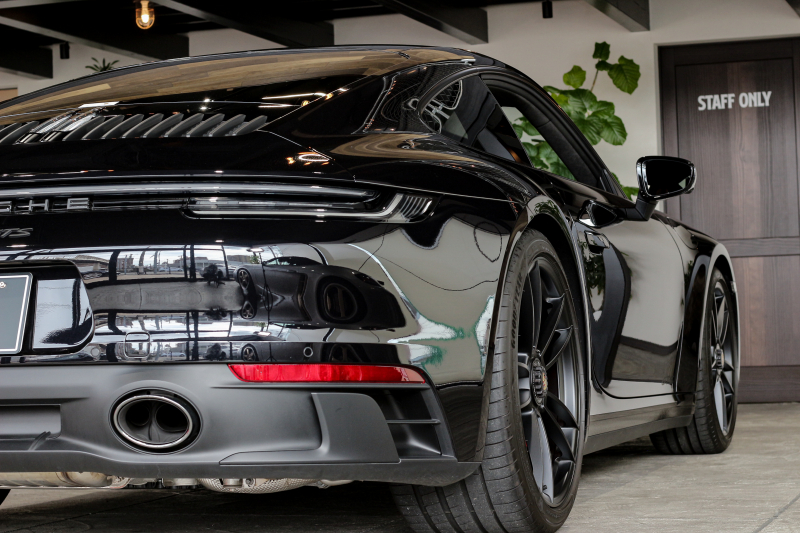 ポルシェ 911(Type992) GTS PDK ツートンレザーインテリア BOSE